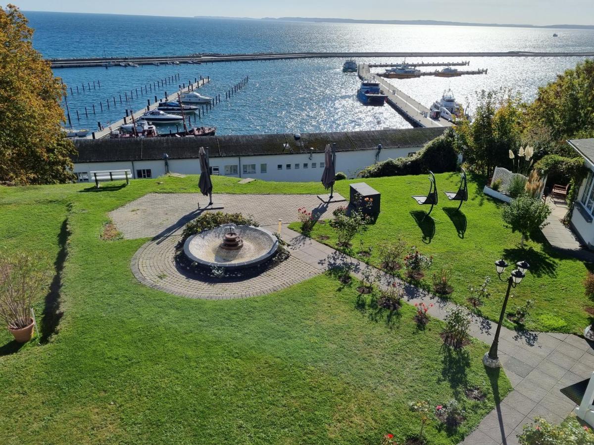 Hotel Waterkant Засниц Экстерьер фото